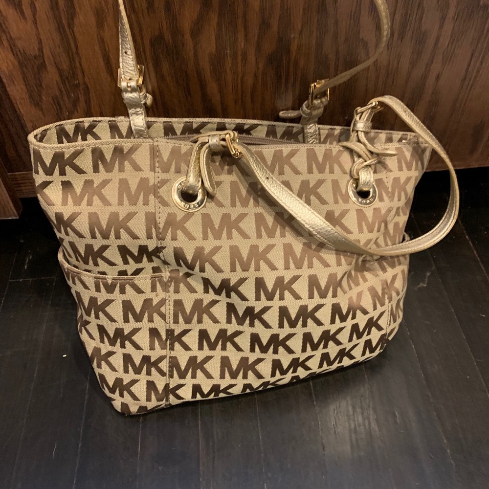 MK Purse